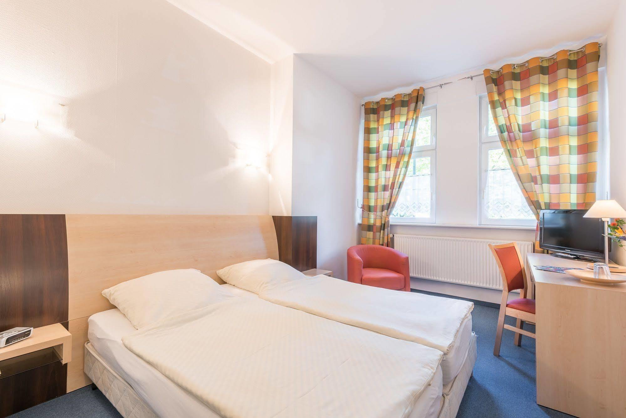 Pension Prenzlberg Берлин Экстерьер фото