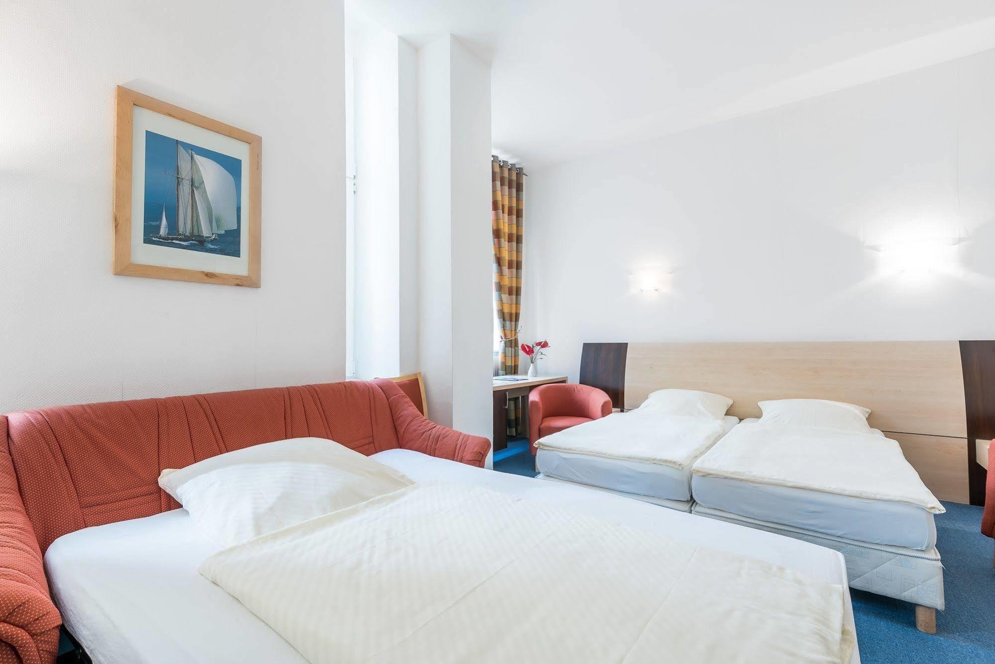 Pension Prenzlberg Берлин Экстерьер фото