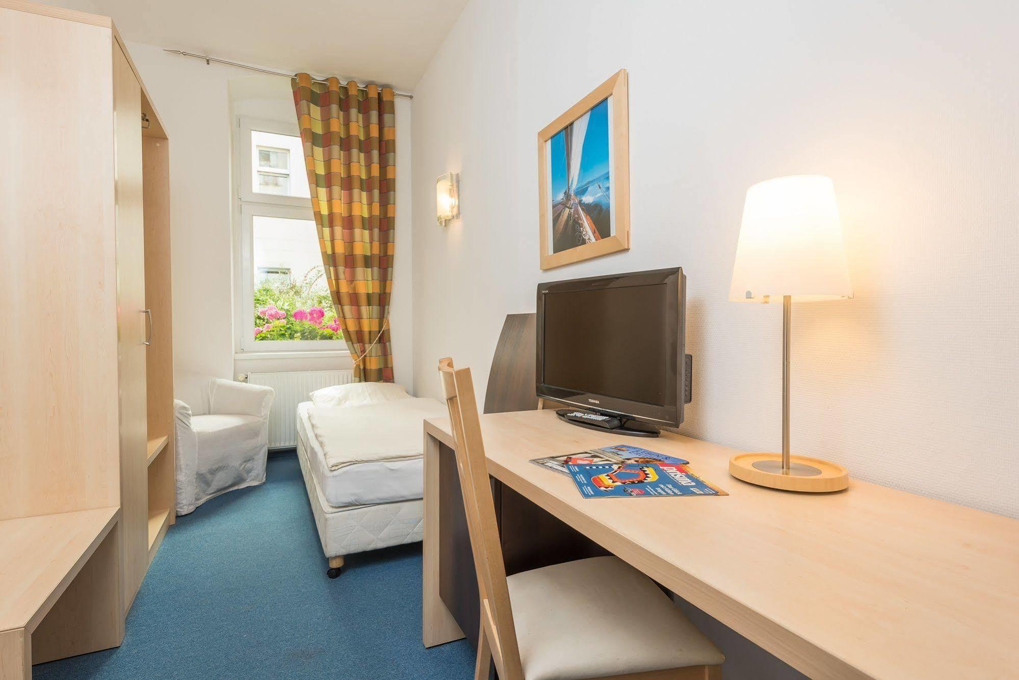 Pension Prenzlberg Берлин Экстерьер фото